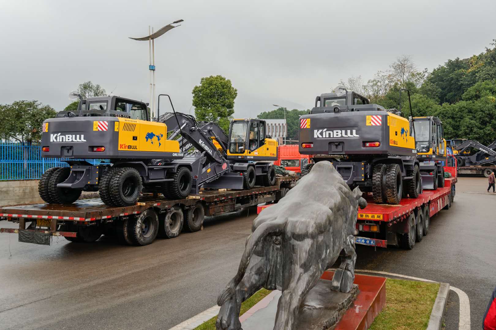 開門紅！2018年首批勤牛機(jī)械出嫁了