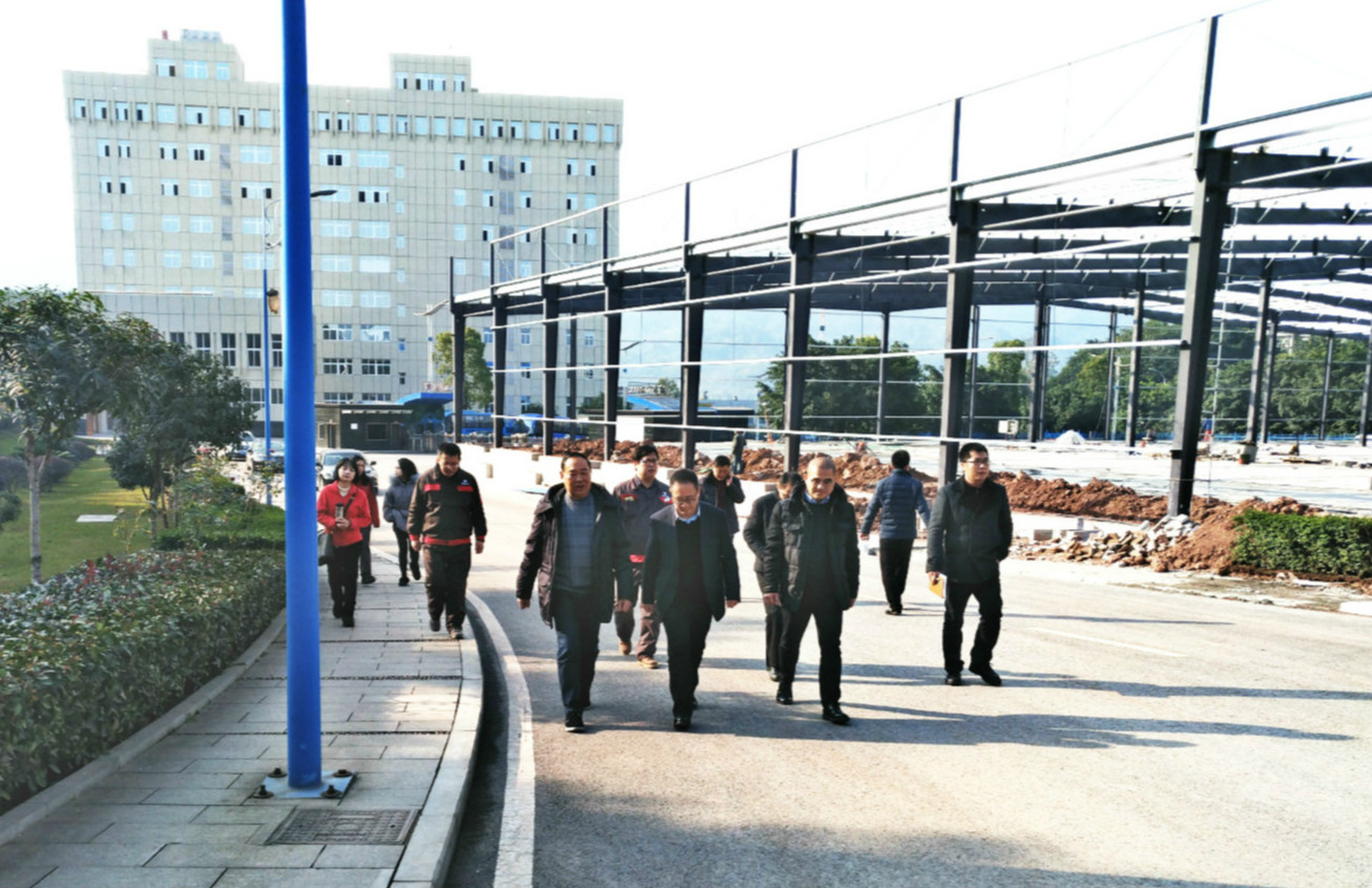 大渡口區(qū)副區(qū)長蒞臨勤牛調(diào)研指導(dǎo) 大渡口區(qū)副區(qū)長蒞臨勤牛調(diào)研指導(dǎo)